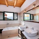 Piper - Pool - Jacuzzi - Sea View - Near The Chania (Crete)